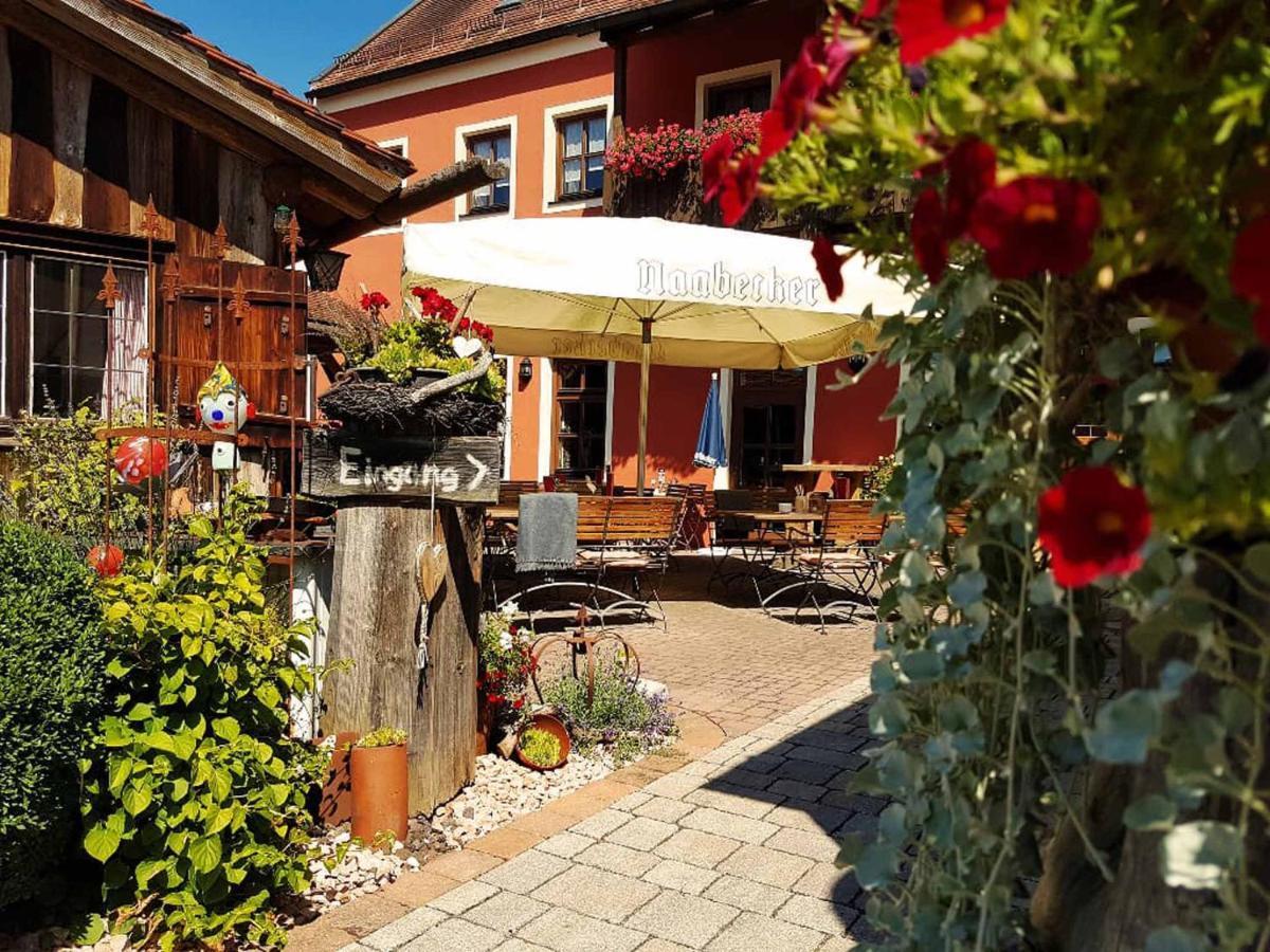 Da'Sporrer Hotel & Wirtshaus Neunburg vorm Wald Exterior photo